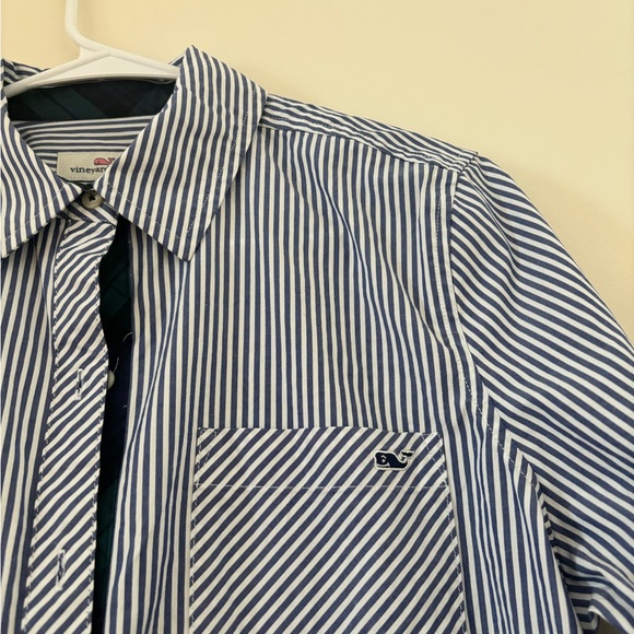 Vineyard Vines button down with plaid detail - Picture 5 of 6